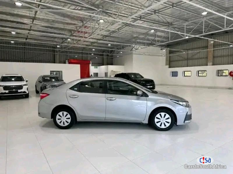 Toyota Corolla Automatic 2017 - image 5