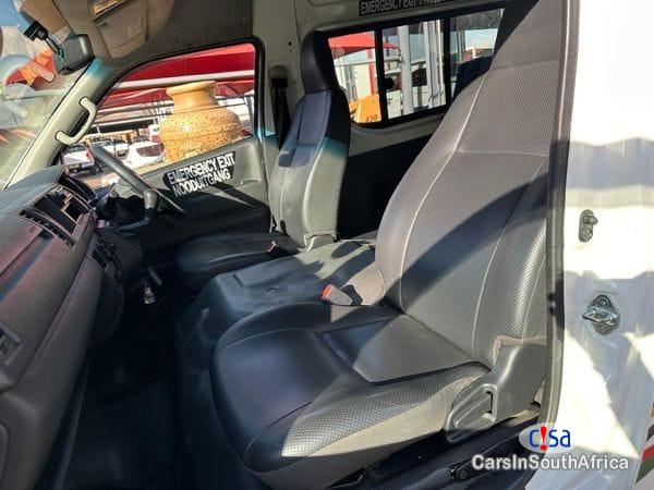 Toyota Quantum Used Toyota Quantum 2.5D-4D Sesfikile Manual 2017 - image 4