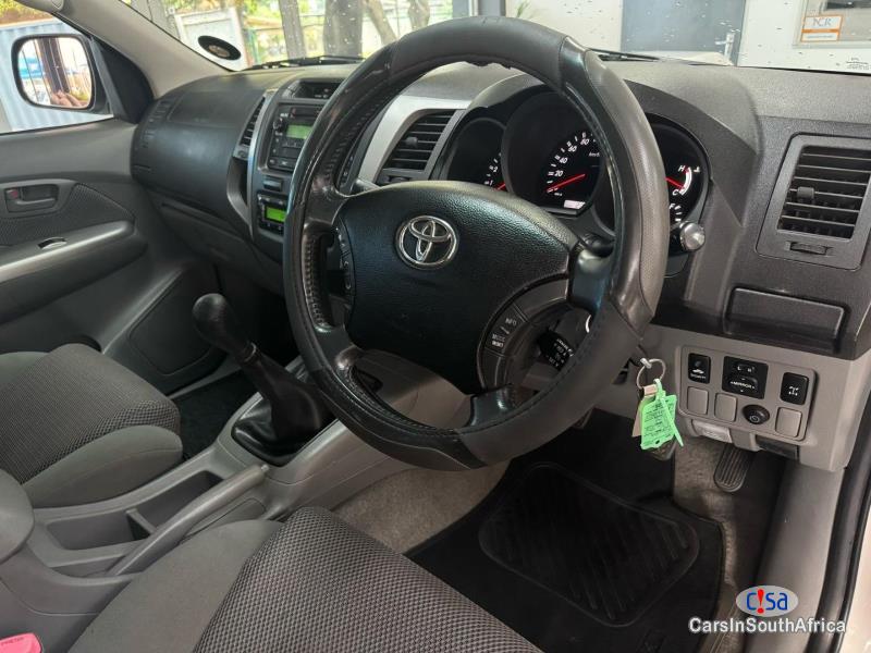 Toyota Hilux 3.0D-4D Double Cab Raider Manual 2011
