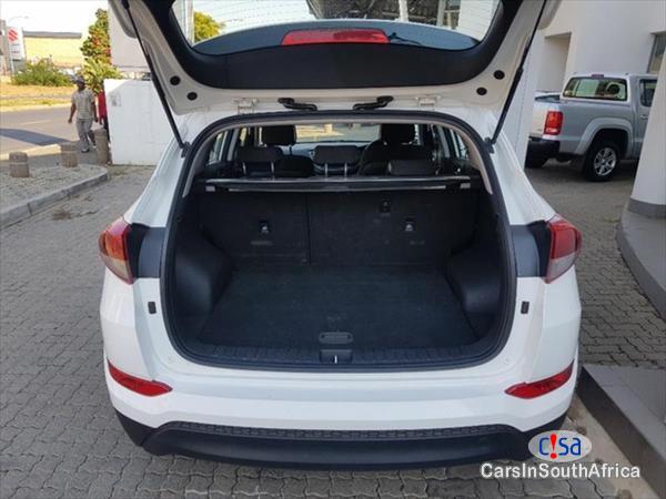 Hyundai Tucson Automatic 2016 - image 3