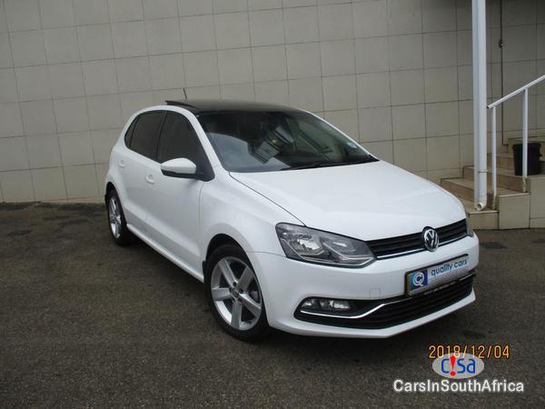 Volkswagen Polo Automatic 2015 - image 2