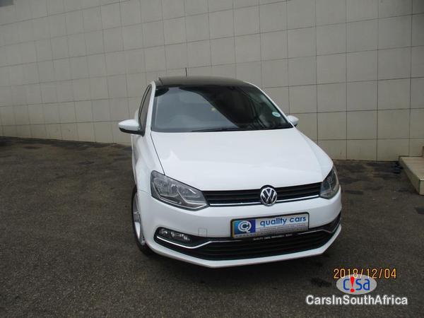 Volkswagen Polo Automatic 2015 - image 3