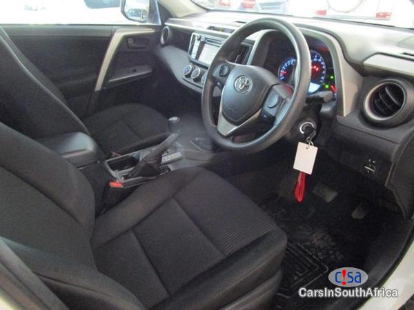 Toyota RAV-4 Automatic 2016 - image 6