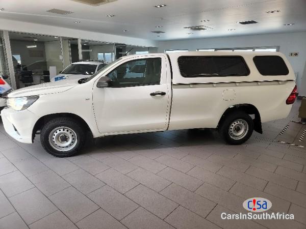 Toyota Hilux 2.0 VVTi Call 081 494 5928 Delivery Nationwide Manual 2017 - image 2