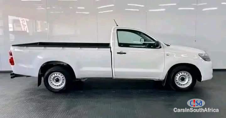 Toyota Hilux 2.0 VVTi Single Cab (0684957752 Manual 2011 in Mpumalanga
