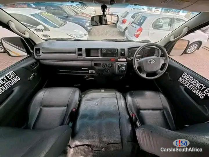 Toyota Quantum 2.5 D.4D Sesfikile 16-Seat Call Or WhatsApp 0683466875 Manual 2020 in Gauteng