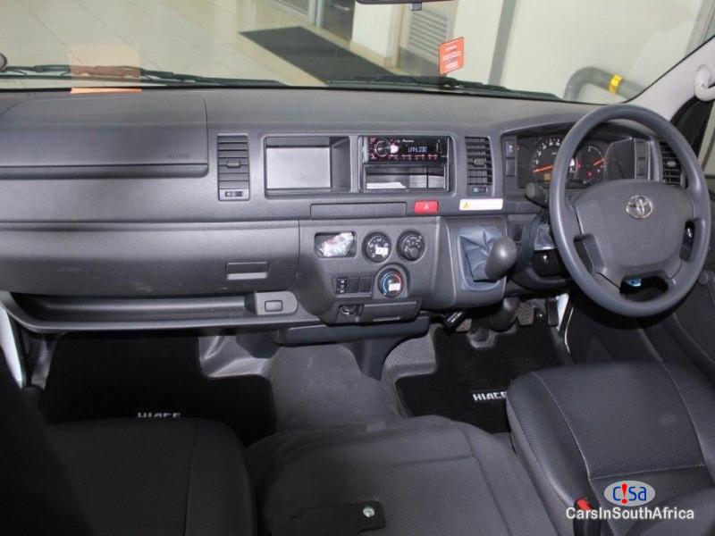 Toyota Quantum 2.5 D.4D Sesfikile 16-Seat Call Or WhatsApp 0683466875 Manual 2020 in Gauteng