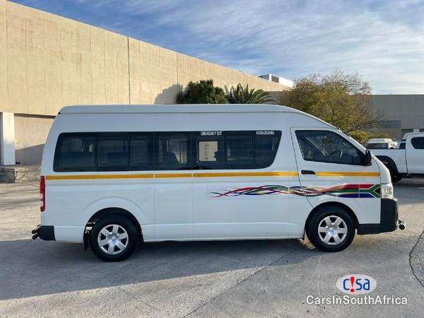 Toyota Quantum 2.5 D-4D Sesfikile 16-Seat Manual 2022
