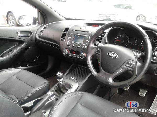 Kia Cerato Manual 2017 - image 2