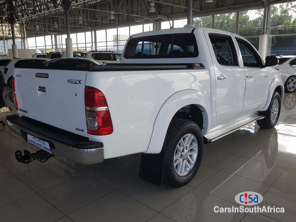 Toyota Hilux Manual 2013