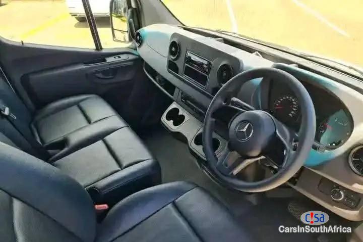 Mercedes Benz Sprinter 515 CDi Bank Repossessed Manual 2017 - image 4