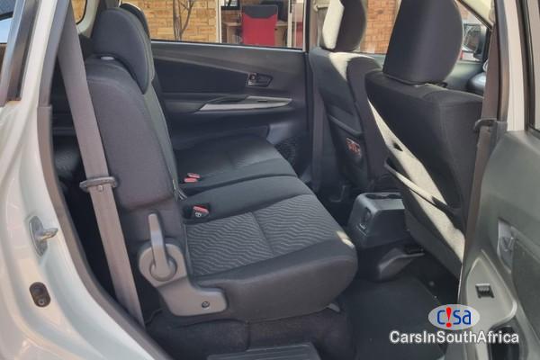 Toyota Avanza 1.5 TX Manual 2018 - image 4