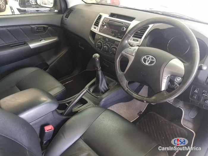 Toyota Hilux Manual 2013 in Northern Cape