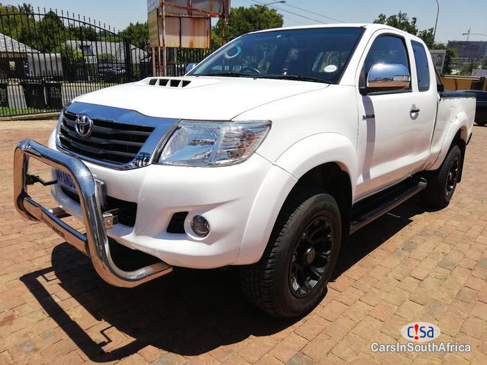 Picture of Toyota Hilux Manual 2014