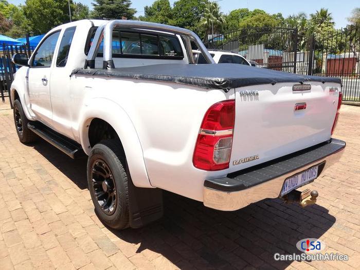 Toyota Hilux Manual 2014