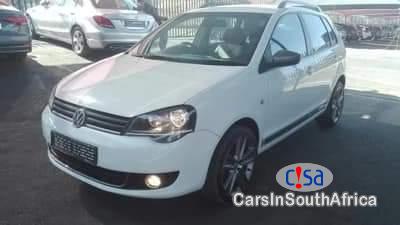 Volkswagen Polo Manual 2015 - image 2