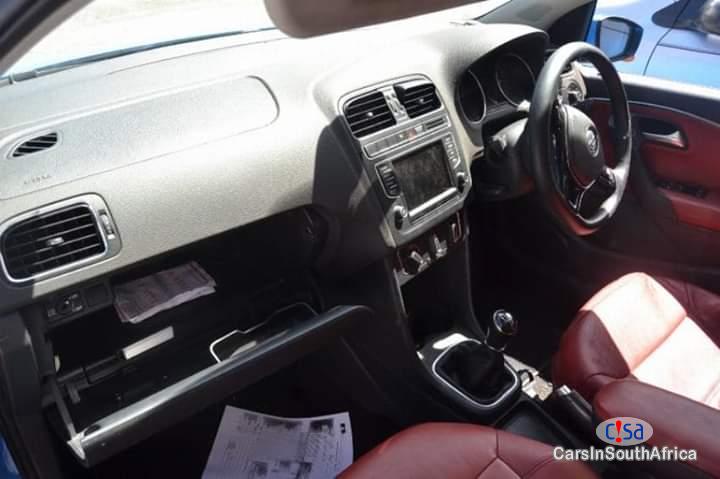 Volkswagen Polo 1600 Manual 2016 - image 10