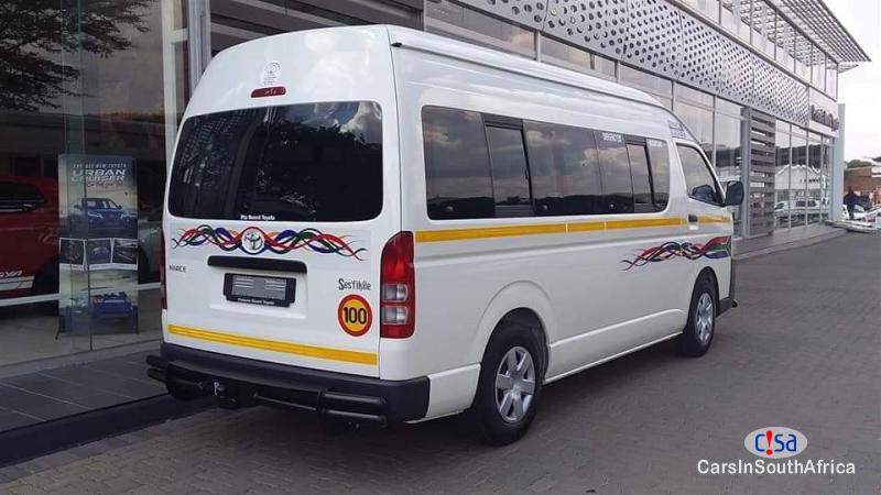 Toyota Quantum 2.7 D-4D Sesfikile 16-seat 0684957752 Manual 2020 - image 3