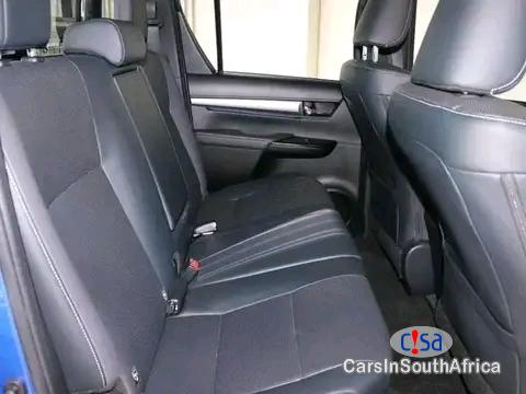 Toyota Hilux Call/ WhatsApp.073 104 3715 Toyota Hilux 2.8 GD-6 For Sale Automatic 2023 - image 6