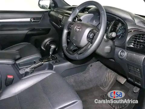 Toyota Hilux Call/ WhatsApp.073 104 3715 Toyota Hilux 2.8 GD-6 For Sale Automatic 2023 - image 9