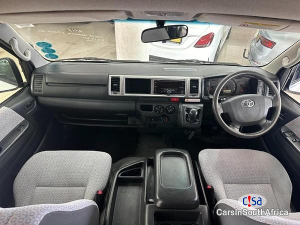 Picture of Toyota Quantum 2.5 D-4D 14-Seat Manual 2017 in Gauteng