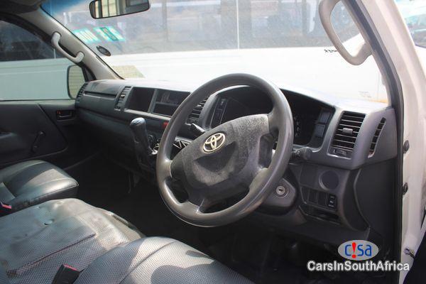 Toyota Quantum 2.5D-4D Sesfikile Bank Repossessed Manual 2021 - image 3