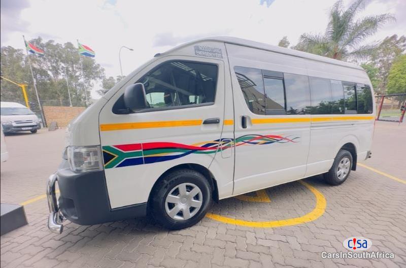 Picture of Toyota Quantum 2.5D-4D Sesfikile Bank Repossessed Manual 2018