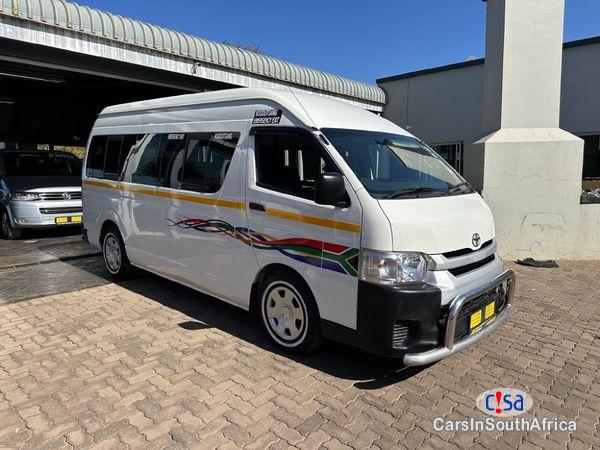 Picture of Toyota Quantum 2.5 D-4D Sesfikile 16-Seat Manual 2022