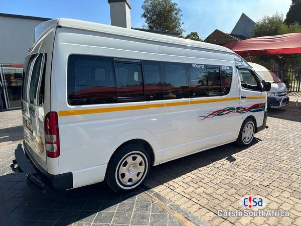 Toyota Quantum 2.5 D-4D Sesfikile 16-Seat Manual 2022