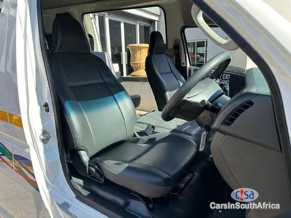 Toyota Quantum 2.5 D-4D Sesfikile 16-Seat Manual 2022 in Western Cape