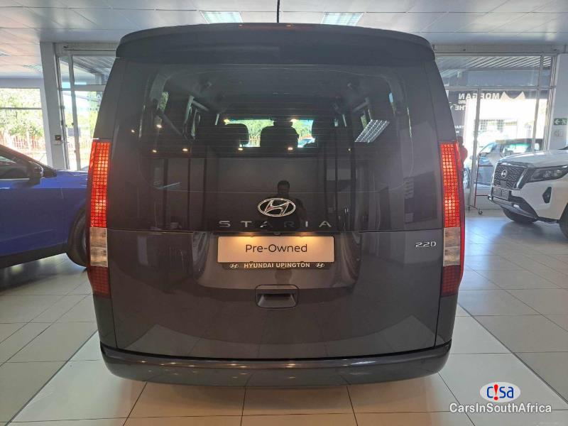 Hyundai 2.2D EXECUTIVE 9 SEATS {0817687830 Automatic 2022 - image 10