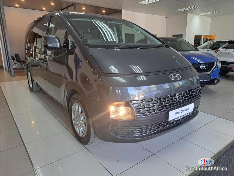 Picture of Hyundai 2.2D EXECUTIVE 9 SEATS {0817687830 Automatic 2022