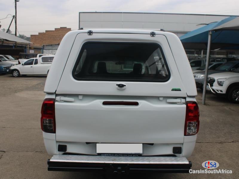 Picture of Toyota Hilux 2.0L { 0817687830 } Manual 2018 in South Africa