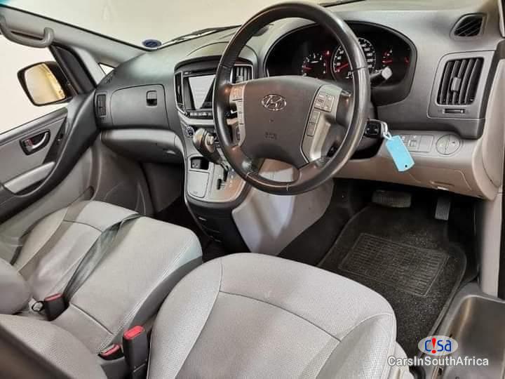 Hyundai H-1 2017 Hyundai H-1 2.5CRDi Bus 7 Seats 0734702887 Automatic 2017 in Western Cape