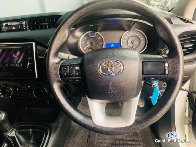 Toyota Hilux 2.4GD-6 Manual 2017 in Limpopo - image