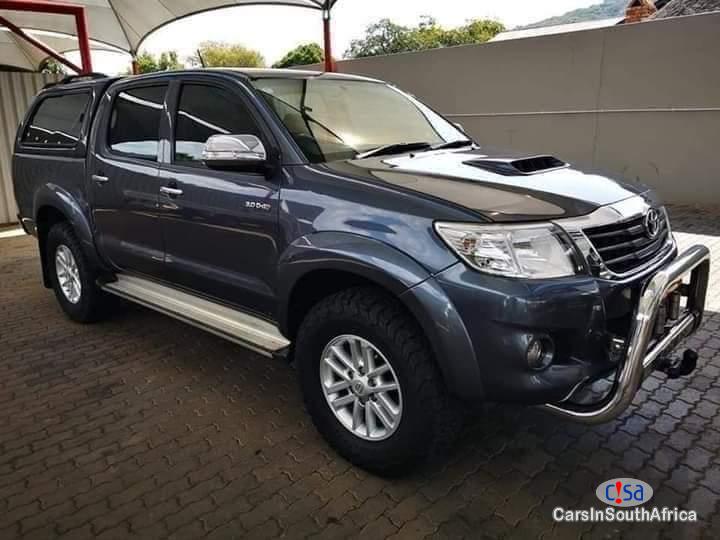 Toyota Runx 3.0D Manual 2014