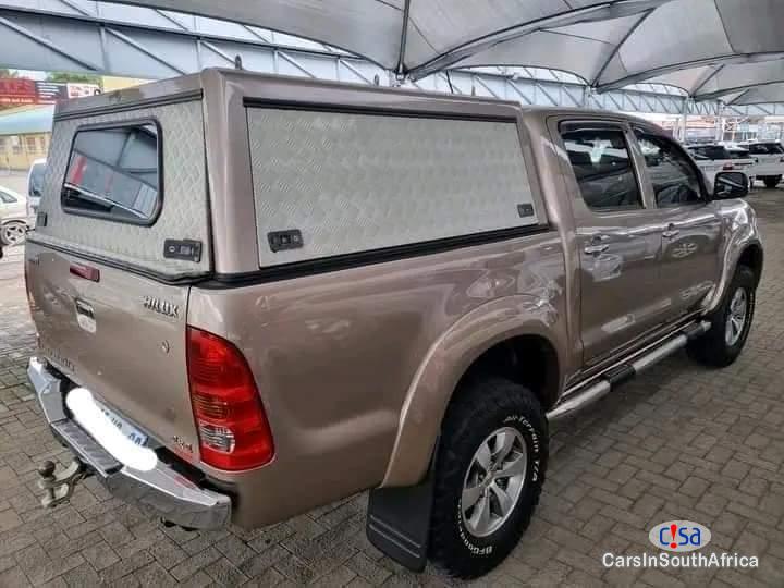 Toyota Hilux 3.0D Automatic 2010 - image 6