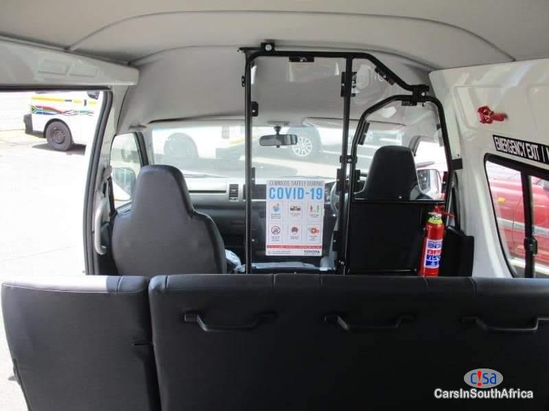 Toyota Quantum 2.5 Manual 2019 - image 5