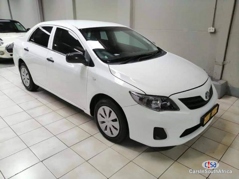 Pictures of Toyota Corolla 1.6 Quest Manual 2018