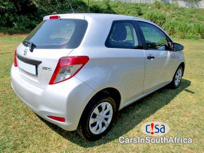 Toyota Yaris 1.0 Manual 2013 - image 2