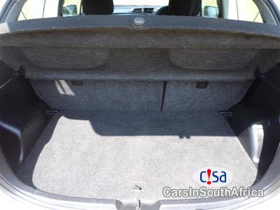 Toyota Yaris 1.0 Manual 2013 - image 7