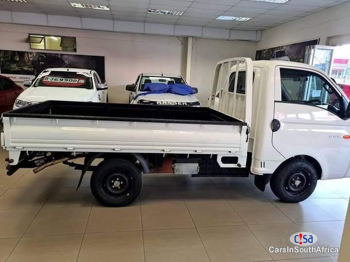 Hyundai H100 Manual 2018 - image 3