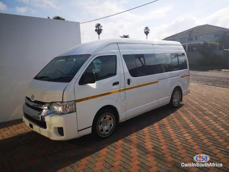 Toyota Quantum 2.7 Manual 2013 - image 2