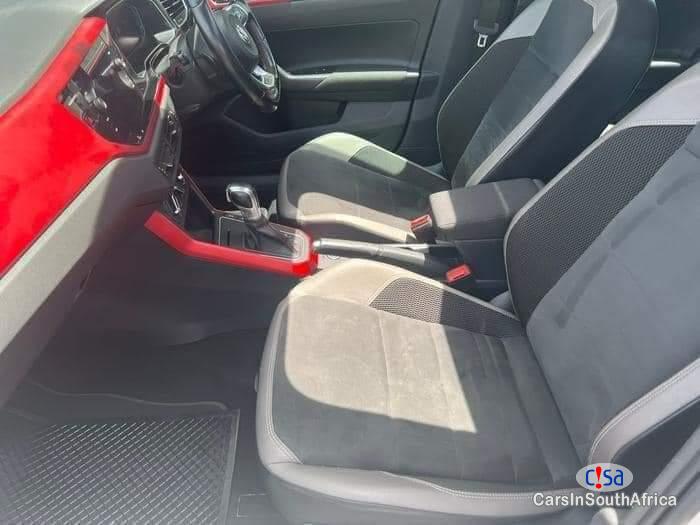 Volkswagen Polo 1.6 Automatic 2018 - image 6