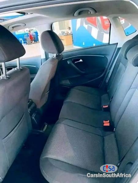 Volkswagen Polo 1.2 Automatic 2015 - image 4