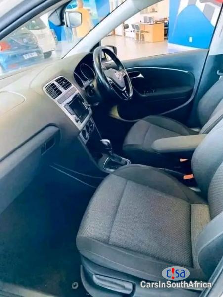 Volkswagen Polo 1.2 Automatic 2015 - image 6