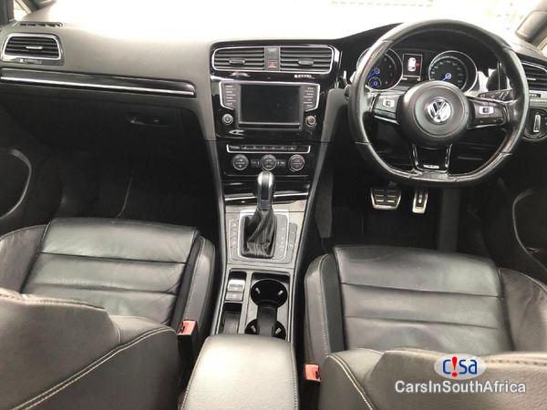 Volkswagen Golf 2.0 Call 081 494 5928 Automatic 2017 in South Africa
