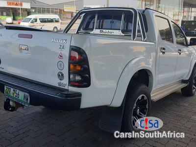 Toyota Hilux Manual 2011 - image 5