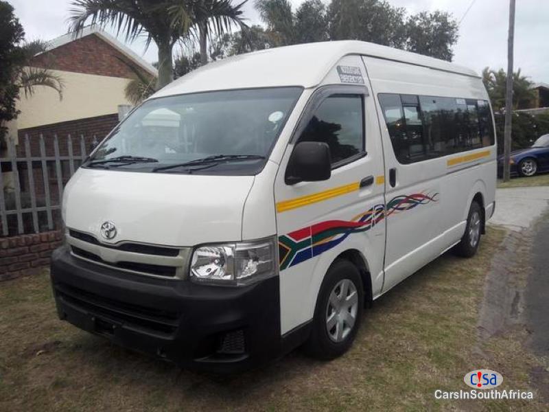 Toyota Quantum 2.5D-4D 16 Seater Sesfikile Manual 2016 - image 2