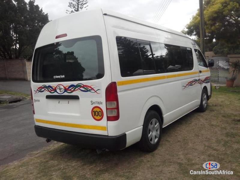 Toyota Quantum 2.5D-4D 16 Seater Sesfikile Manual 2016 - image 4